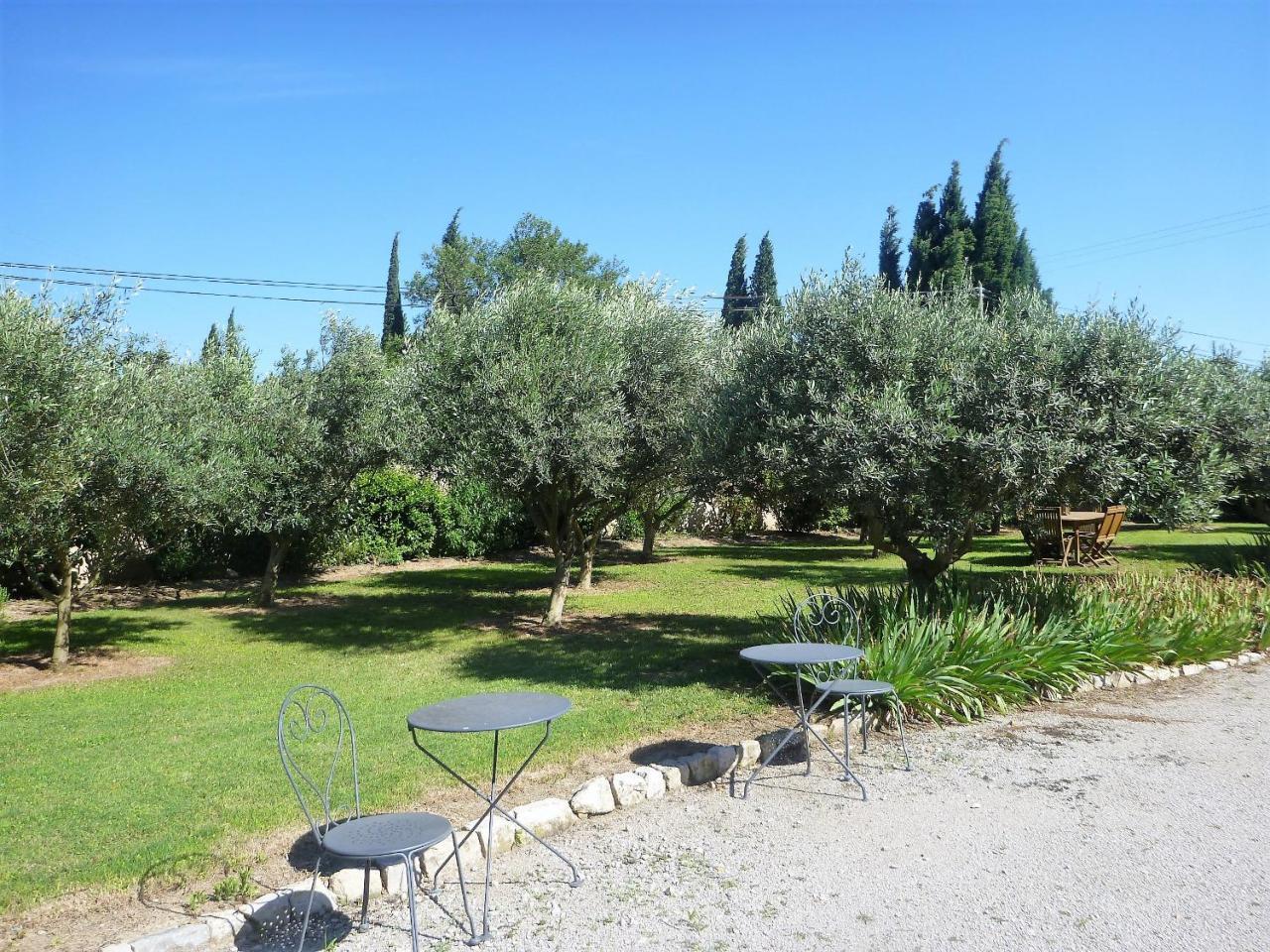 Le Mas De Gleyzes B&B De Charme Lédenon Eksteriør bilde